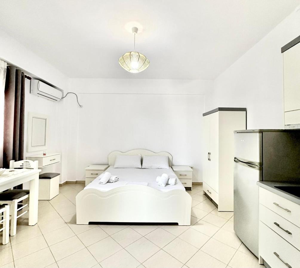 Amar Apartments Sarande Exterior photo