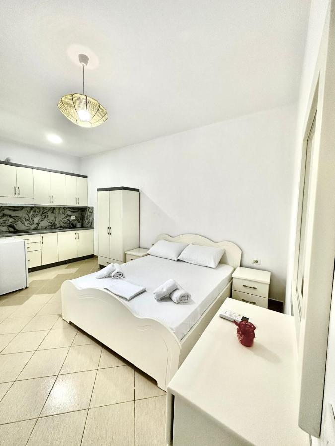 Amar Apartments Sarande Exterior photo