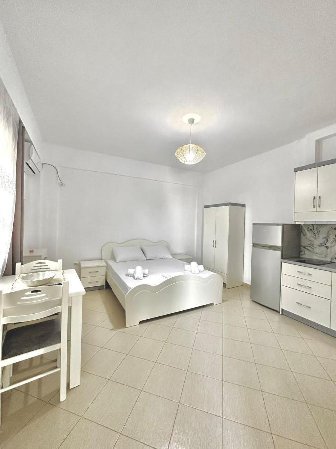 Amar Apartments Sarande Exterior photo