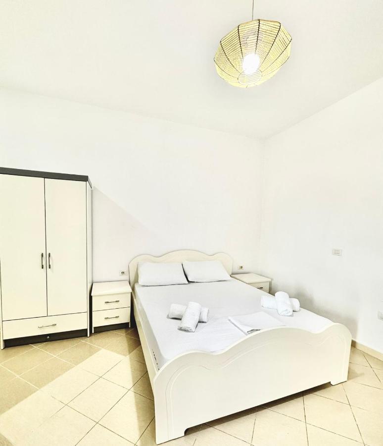 Amar Apartments Sarande Exterior photo