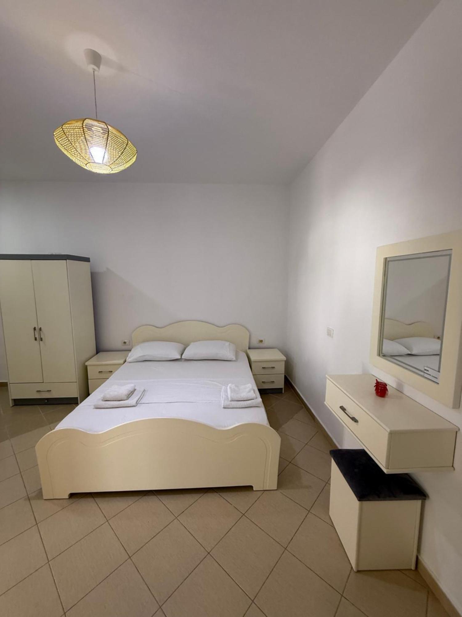 Amar Apartments Sarande Exterior photo